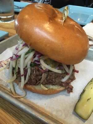 Loro Asian Smokehouse And Bar