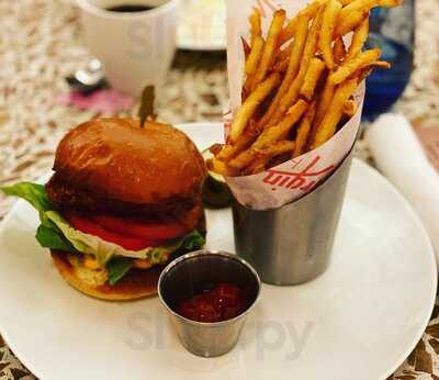 The Kitchen At Commons Club