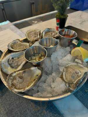 Kyle G's Oyster And Wine Bar