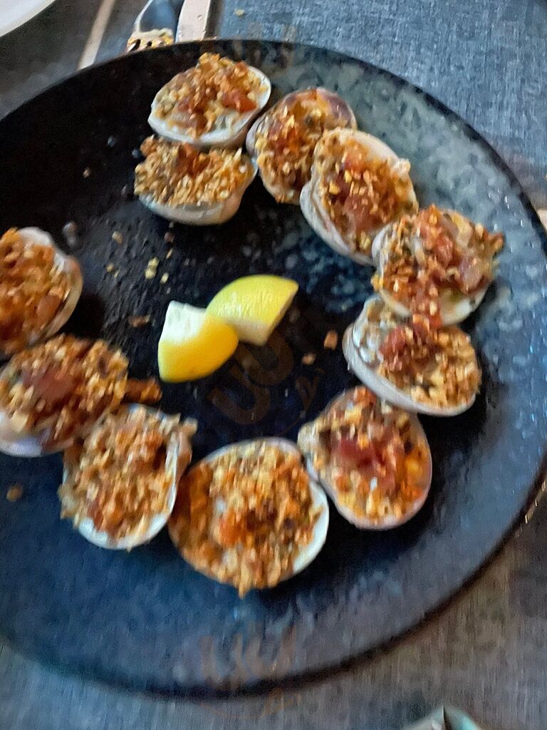 Kyle G's Oyster And Wine Bar