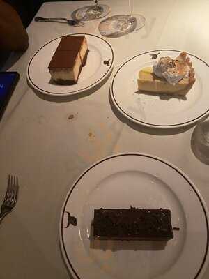 Dean's Italian Steakhouse