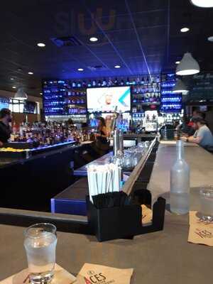 4 Aces Kitchen & Cocktails