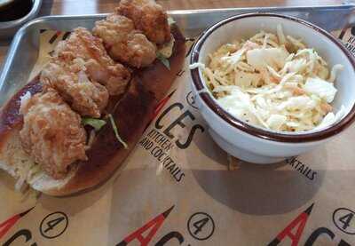 4 Aces Kitchen & Cocktails