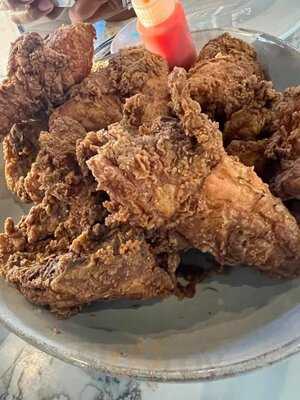 Roots Southern Table