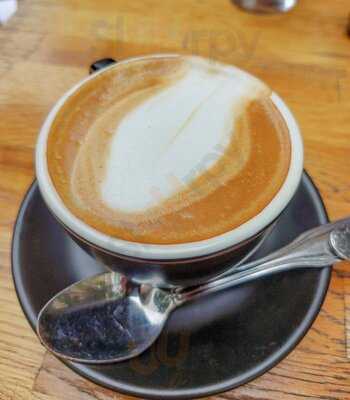 R&g Salumeria Wine Bar