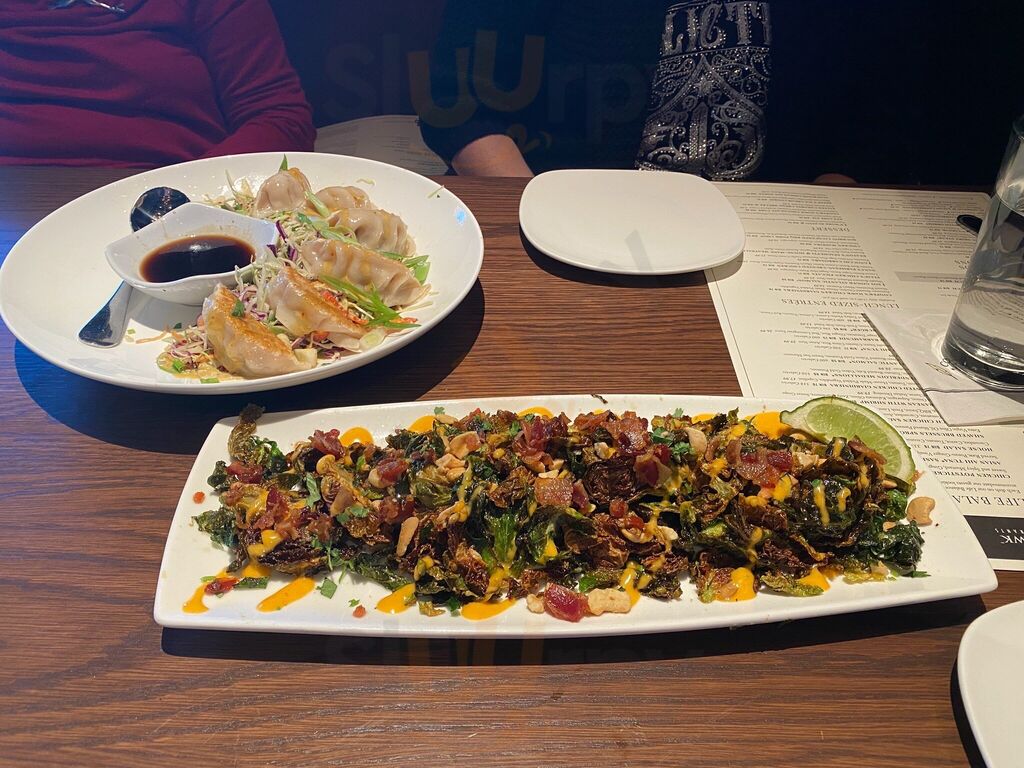 Cooper's Hawk Winery & Restaurant- Sarasota