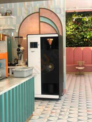 Paradeco Coffee Roasters