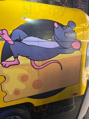 Dawg House Saloon & Sports Book