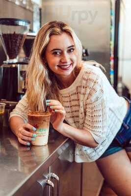 Alpha Dessert Juice Cafe