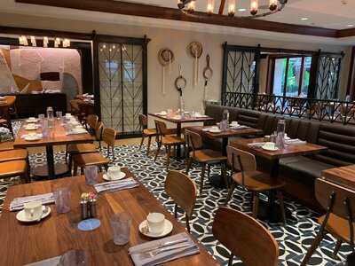 Ambler Texas Kitchen + Cocktails