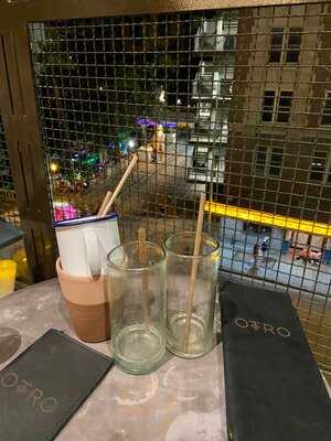 Otro Bar