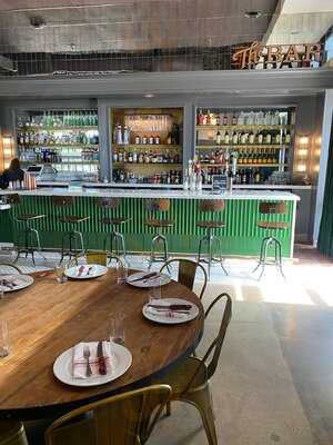 Delucca Gaucho Pizza & Wine Plano