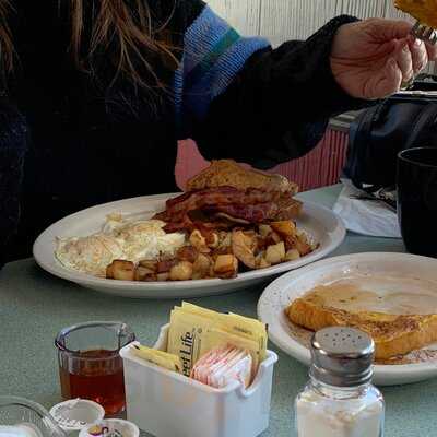 Blackwater Junction Restaurant