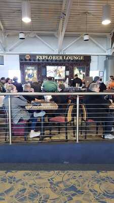 Explorer Lounge