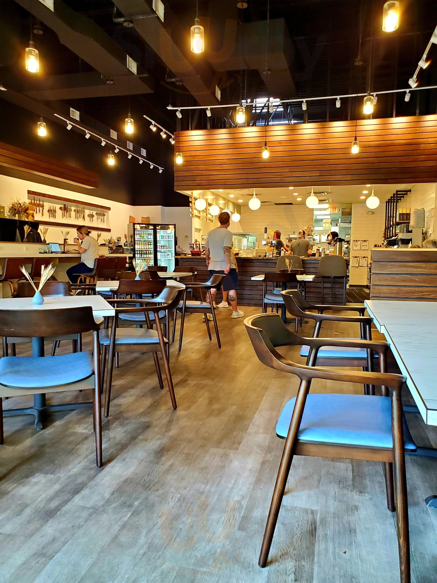 Ingrano Bistro Bakery
