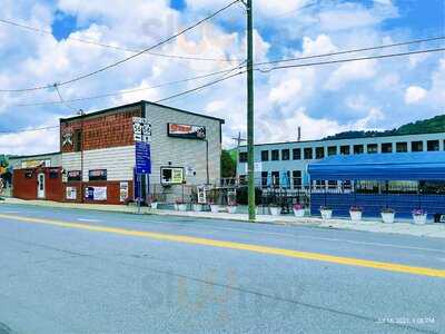 Stadium Pub & Grille