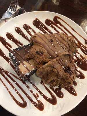 White Rabbit Dessert Experience