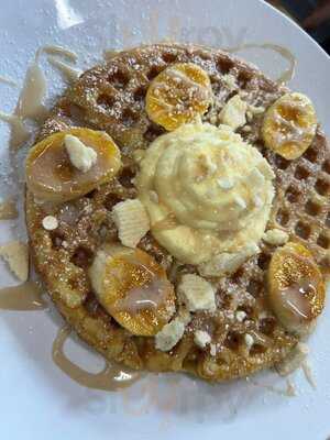 Munch Midnight Brunch