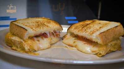 Buzz Of Union City Cafe