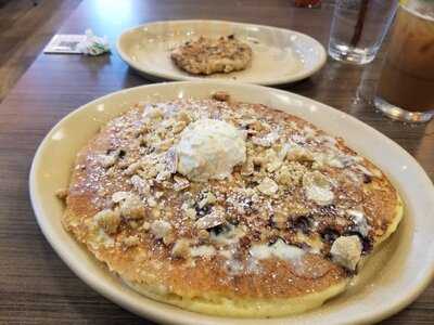 Snooze, An A.m. Eatery