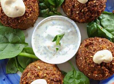 Habibi Kush Restaurant & Hookah Lounge