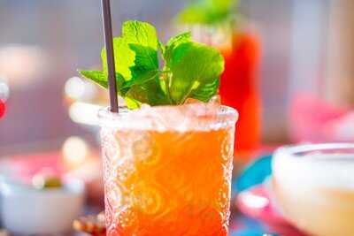 The Dressing Room: Bistro And Bar By Can Can