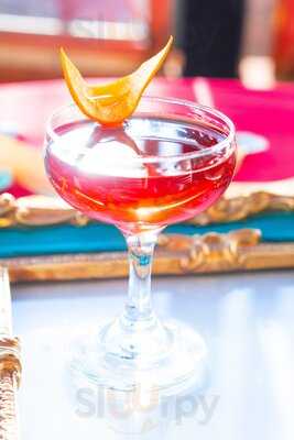 The Dressing Room: Bistro And Bar By Can Can