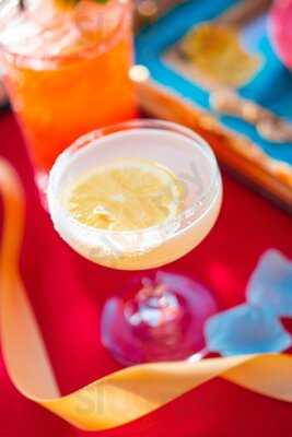 The Dressing Room: Bistro And Bar By Can Can