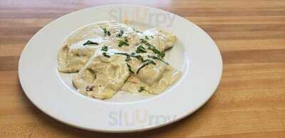 Ciao Ragazzi Restaurant & Bar