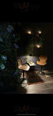 Kodiak Cocktail Bar & Music Lounge