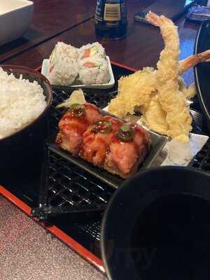 Taro Japanese Restaurant & Bar