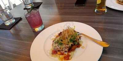 The Patio At Hotel Washington