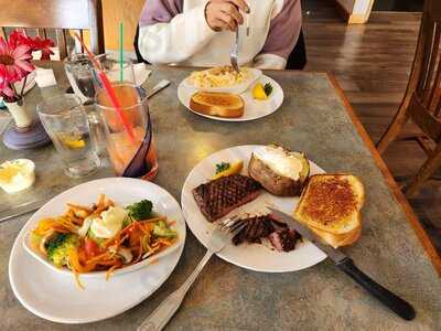 Drop Anchor Seafood & Grill