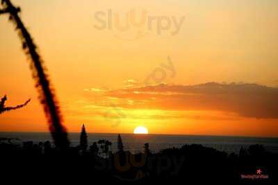 Gilligans Bar & Grill