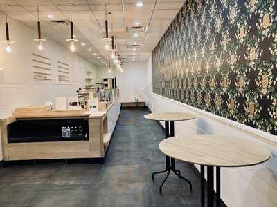 Wave3coffee And Chocolate