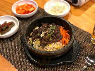 Uh Woo Don Sushi & Korean Bbq