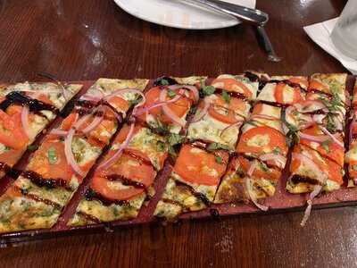 Cooper's Hawk Winery & Restaurant - Waterford Lakes