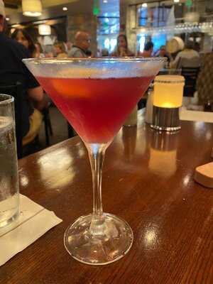 Cooper's Hawk Winery & Restaurant - Waterford Lakes