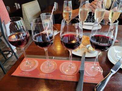 Cooper's Hawk Winery & Restaurant - Waterford Lakes