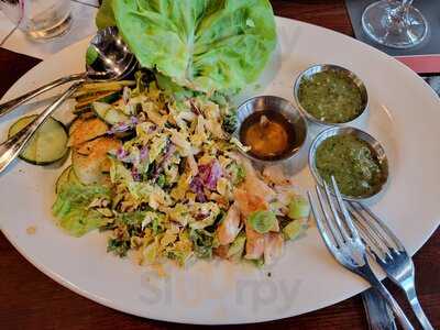 Cooper's Hawk Winery & Restaurant - Waterford Lakes