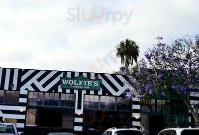 Wolfie's Carousel Bar