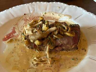 Lutie’s Garden Restaurant