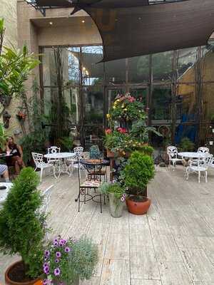 Artesano Cafe Manayunk