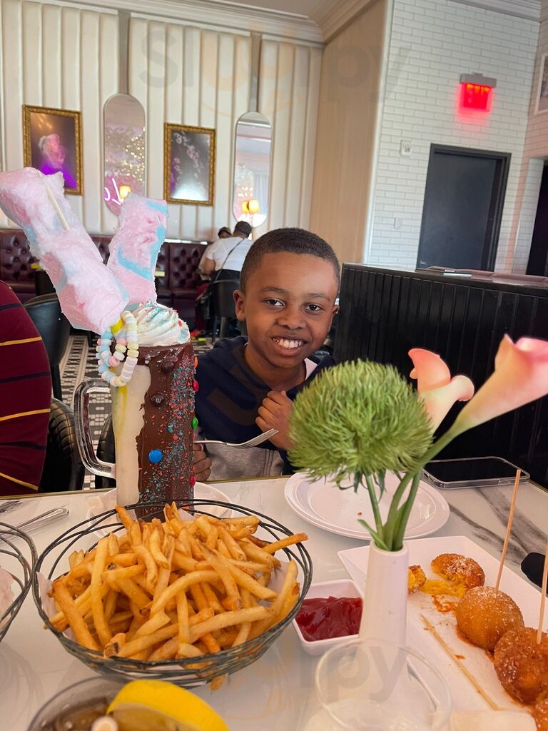 Sugar Factory - Queens, Ny