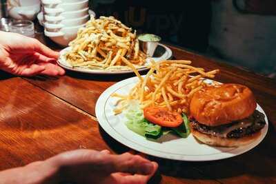 San Lorenzo Restaurant & Bar