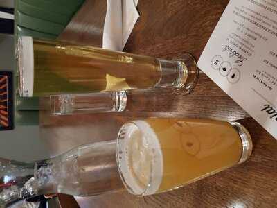 Perennial On Lockwood