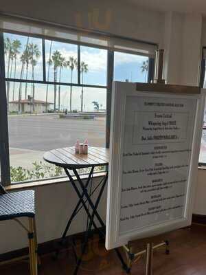 Jeannine's At The Shore