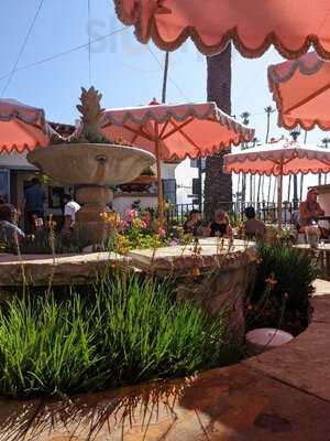 Jeannine's At The Shore