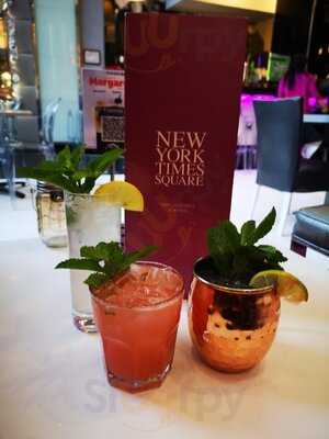 Fashion Bar & Restaurant