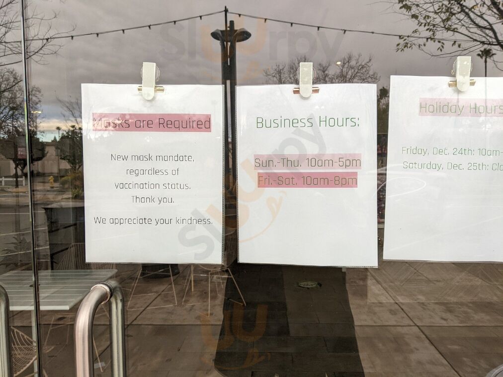 Rawasf Plant-based Cafe